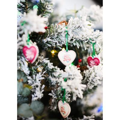 Recycled Christmas dECOration Heart - Image 4