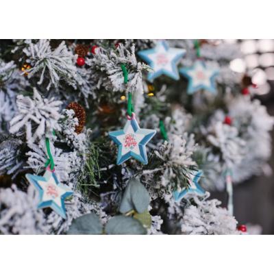 Recycled Christmas dECOration Star - Image 4